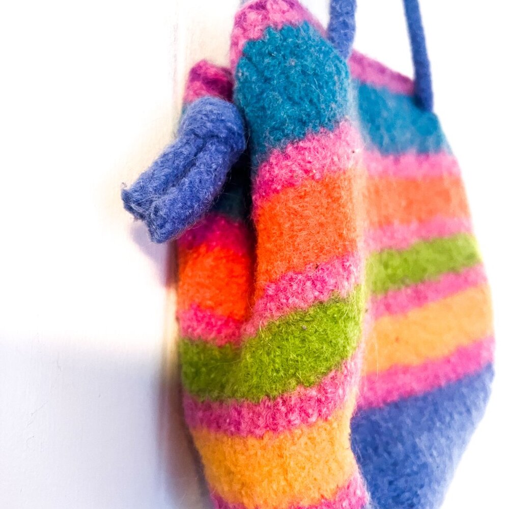 Booga Bag | Felted Wool Sunset Stripe Hobo Shoulder Bucket Artisan Bag - Picture 4 of 8